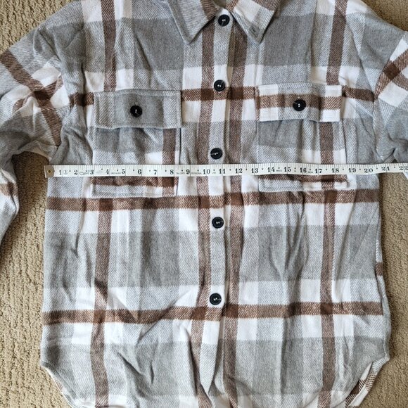 Women’s Flannel Plaid Long Sleeve Shacket – Size L – NWOT - Picture 5 of 8